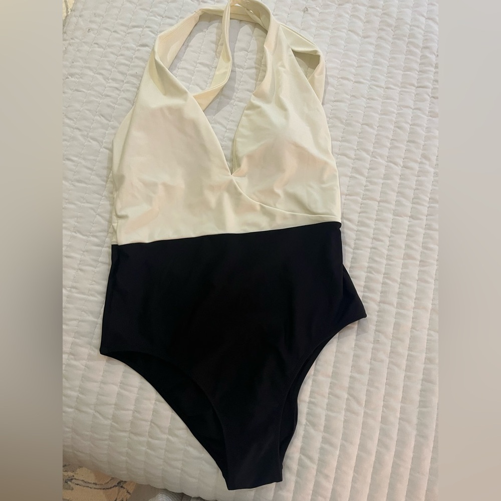 Summer salt Deep Dive Two-Tone One Piece Swimsuit size 8